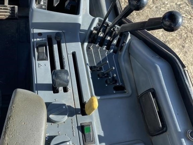 case-ih-7120-image-15