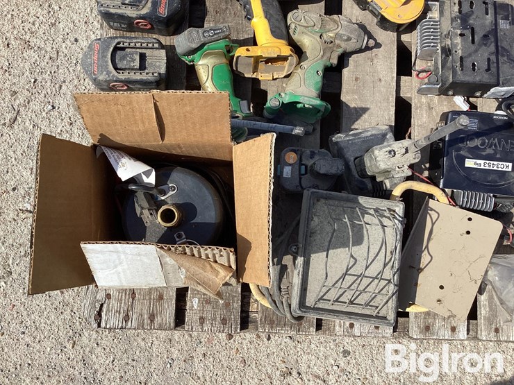 private-band-radios,-jd-impact-wrench,-dewalt-impact-wrench-image-13