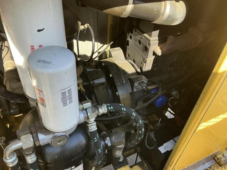 2009-international-7400-image-20