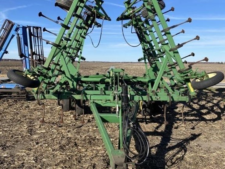 30’-john-deere-cultivator-danish-tine-image-1