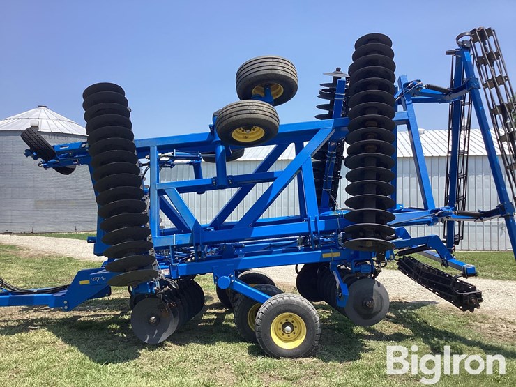 2012-landoll-7431-29-image-15