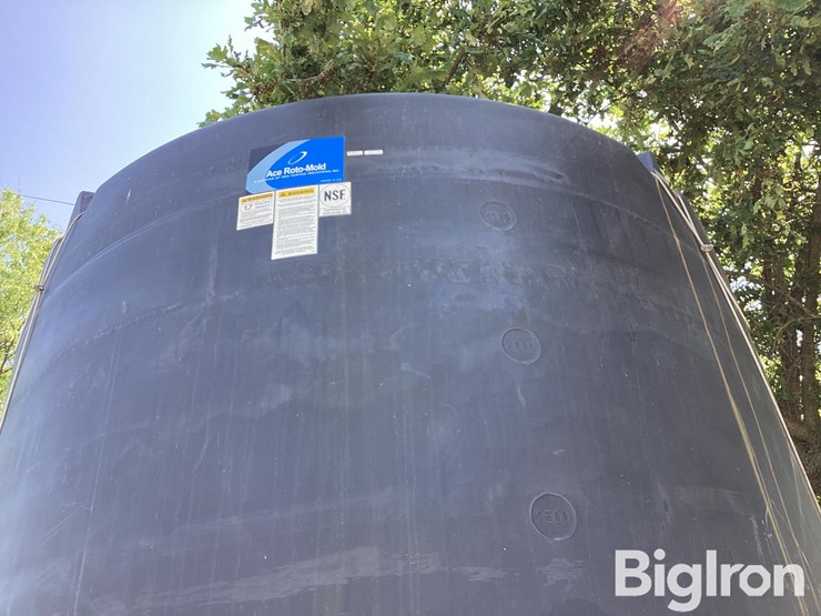 5,000-gal-poly-tank-w/-fittings-image-11