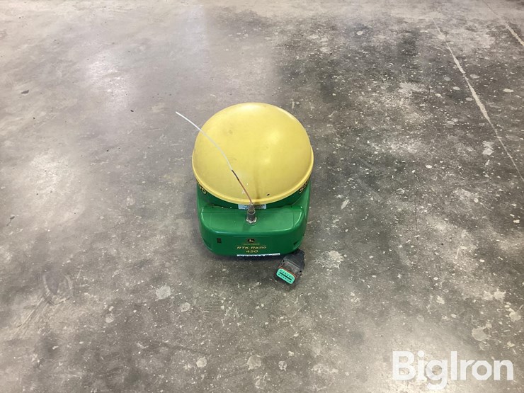 2011-john-deere-3000-image-6