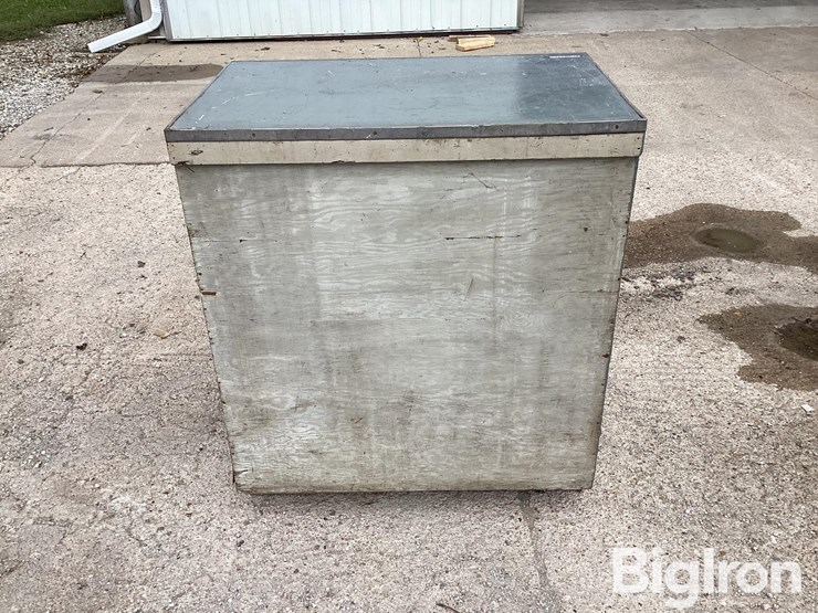 7-drawer-wooden-cabinet-image-6