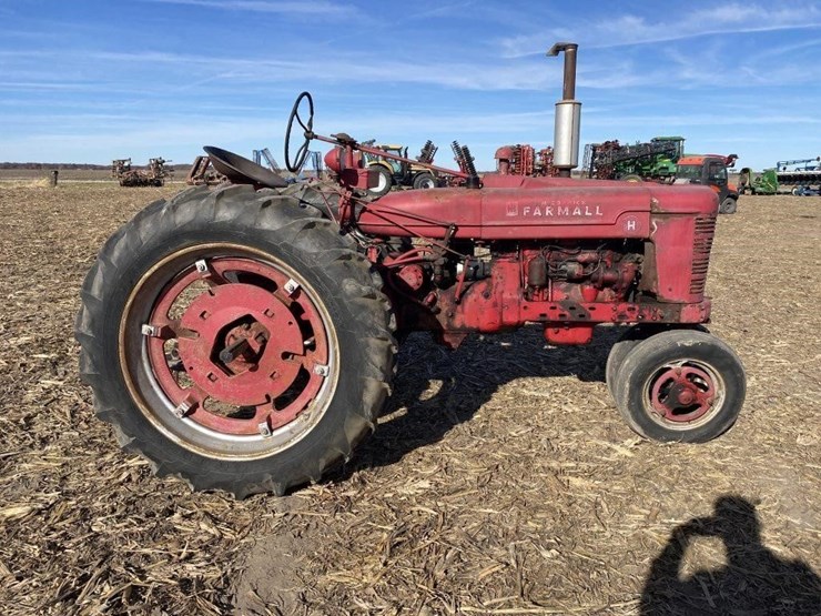 farmall-h-image-1