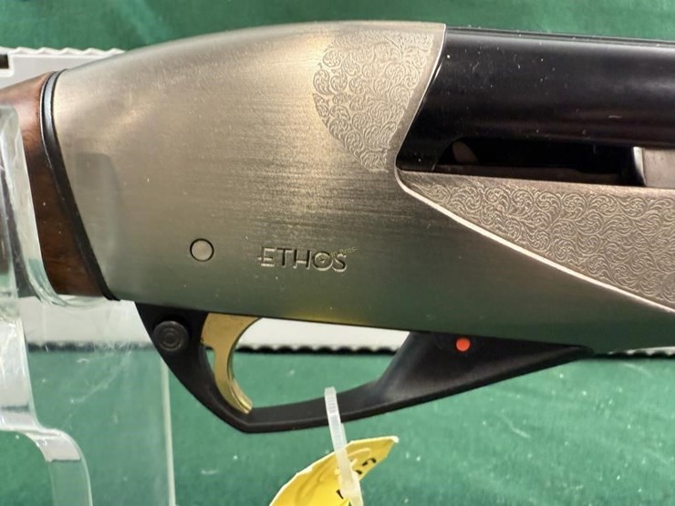 benelli-ethos-20ga-shotgun-image-10