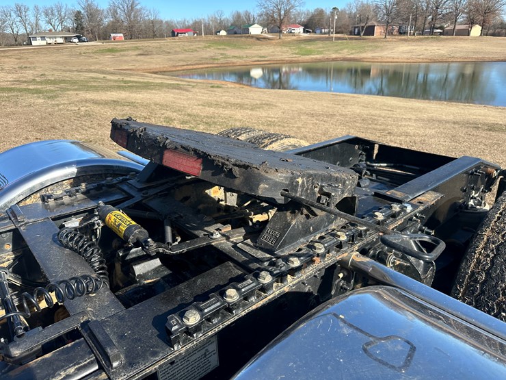 #35229-•-2013-mack-chu-t/a-daycab-truck-tractor-image-21