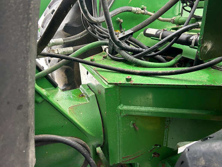 john-deere-9560-image-12