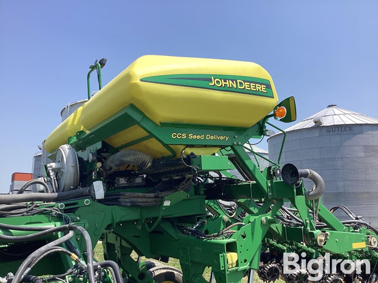 2012-john-deere-1790-image-15