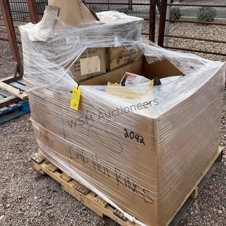 PALLET OF ASST RUBBER BOOTS