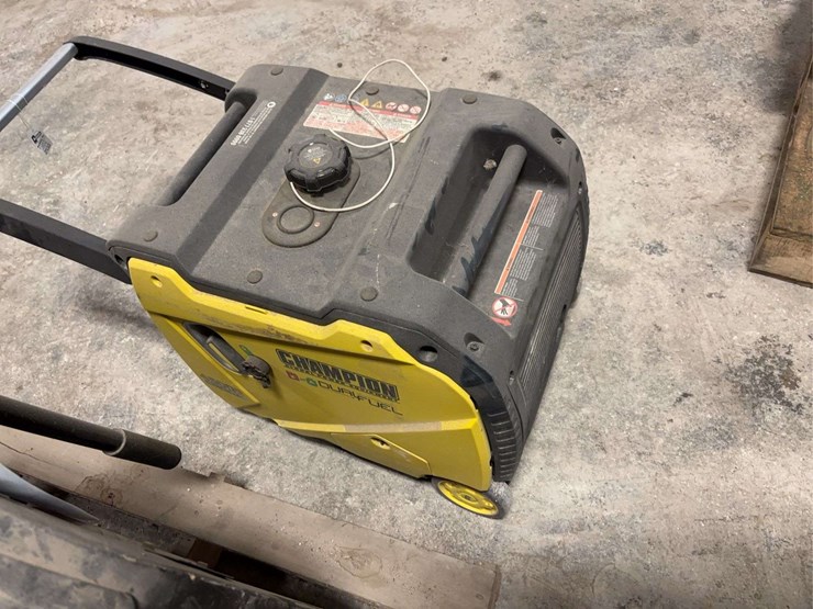 small-portable-generator-image-4