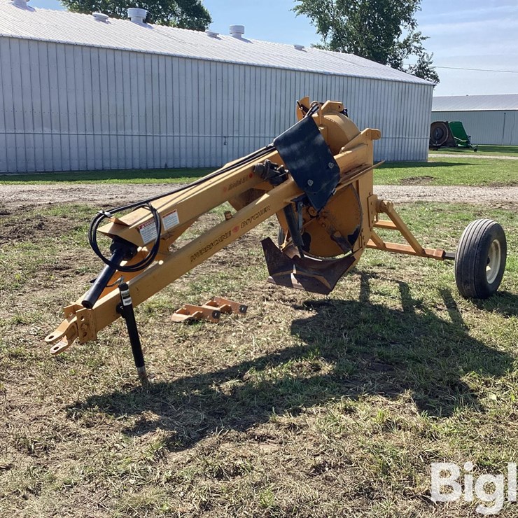 Hurricane 24 Ditcher