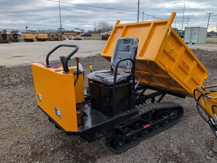 idr25-crawler-dumper-with-seat---13.5-hp-briggs-and-stratton-image-6