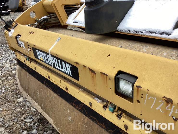 caterpillar-cb64-image-12