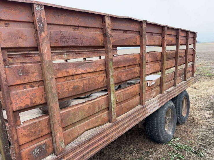 1974-14'-tri-star-grain-trailer-image-4