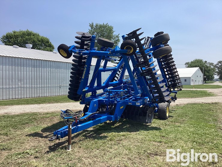 2012-landoll-7431-29-image-1