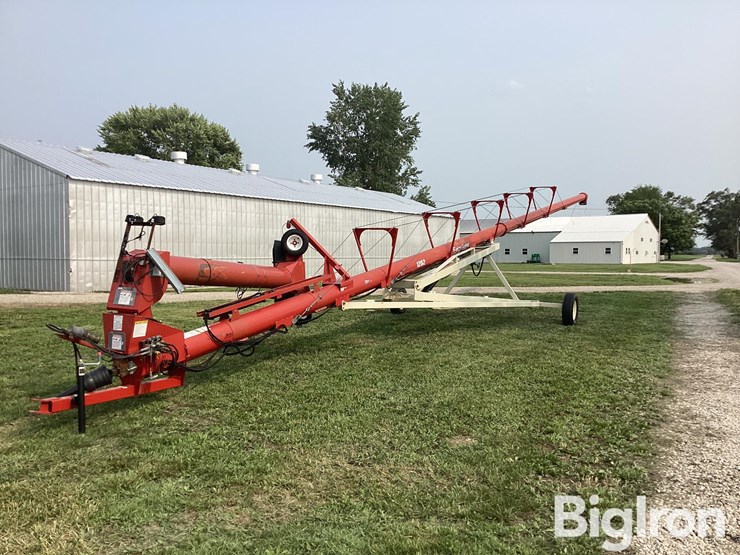farm-king-1282-swing-away-auger-image-1