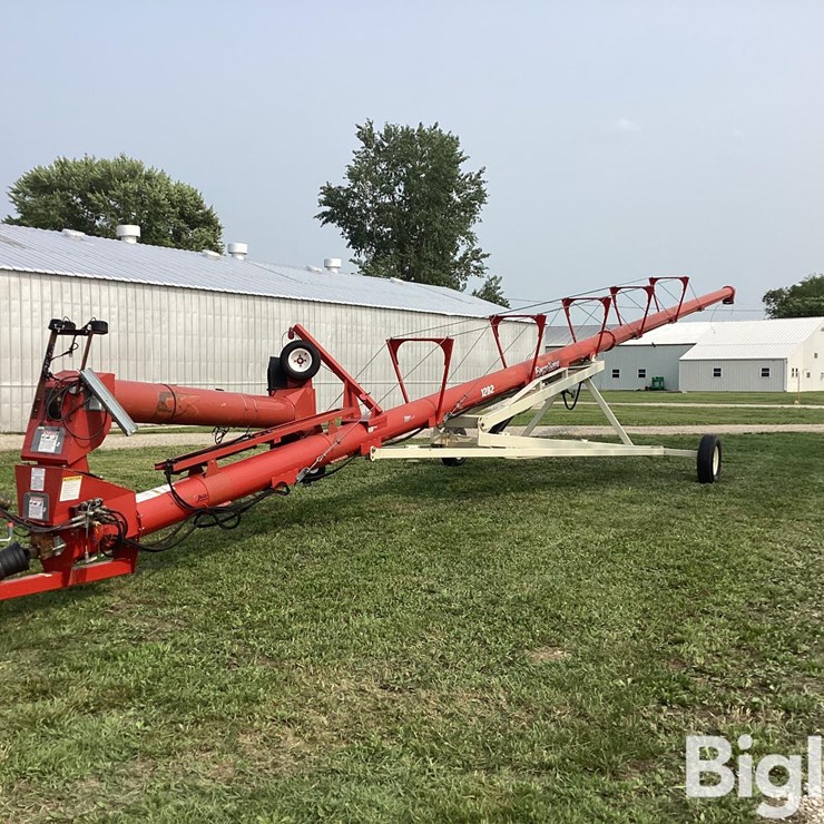 Farm King 1282 Swing Away Auger