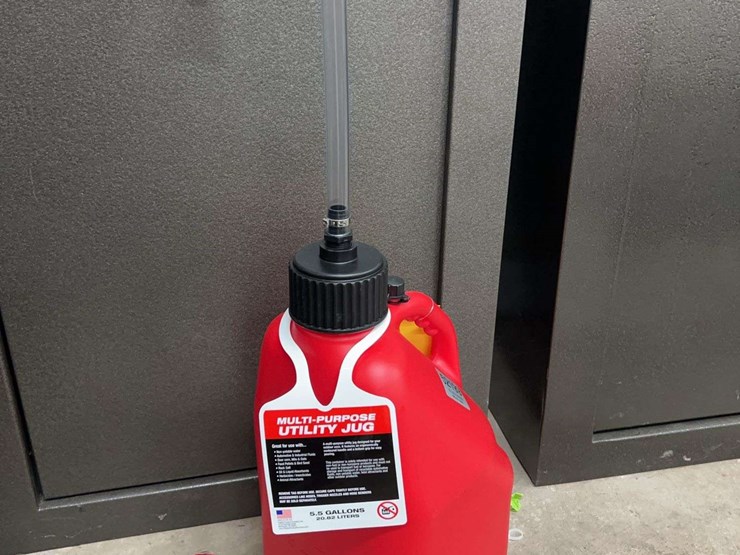 unused-5.5-gallon-multi-use-utility-jug-image-1