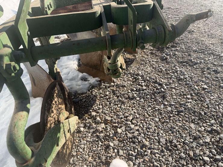 3-bottom-plow-image-2