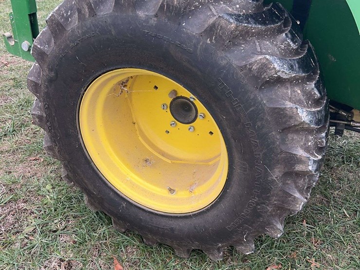 2018-john-deere-3032e-image-14