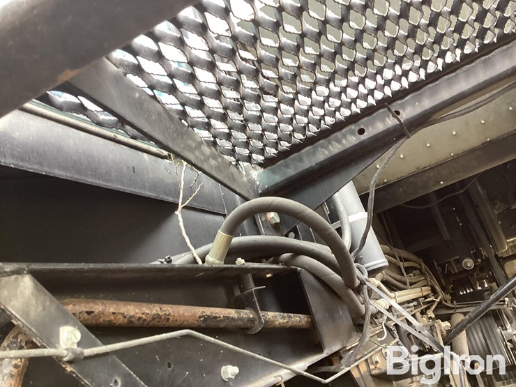 gleaner-r62-image-18