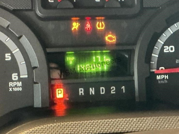 2009-ford-e150-image-19