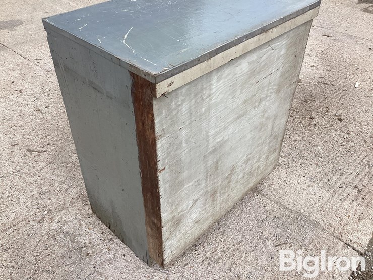 7-drawer-wooden-cabinet-image-14