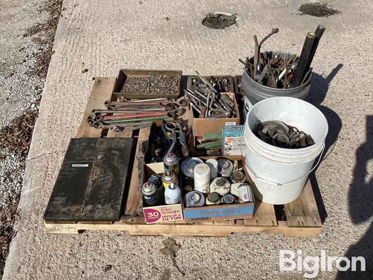 wrenches,-washers,-hardware-&-springs-image-9