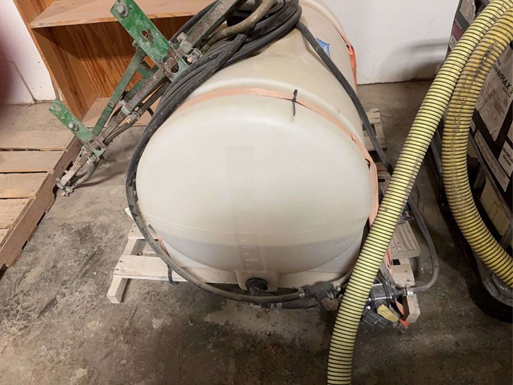 65-gallon-12v-sprayer-image-2