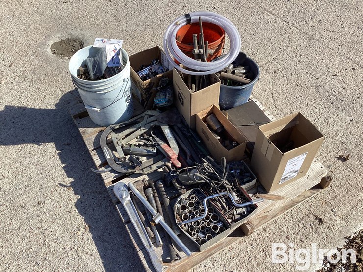 wrenches,-sockets,-miscellaneous-tools-&-hardware-image-10