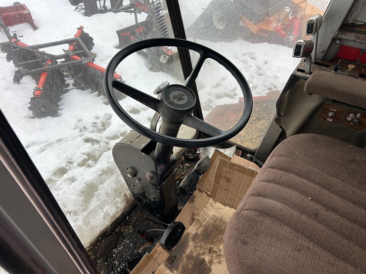 massey-ferguson-860-image-6