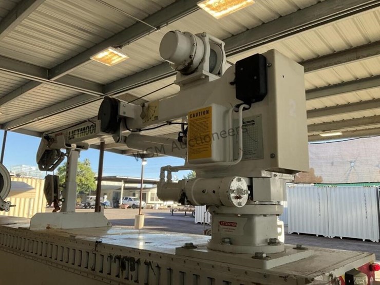 2017-ford-f550-image-11