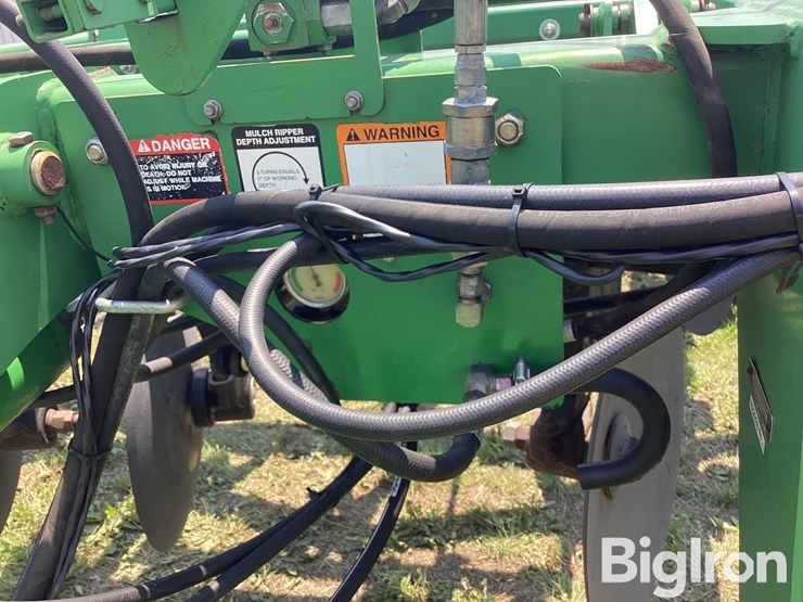 john-deere-2700-image-17