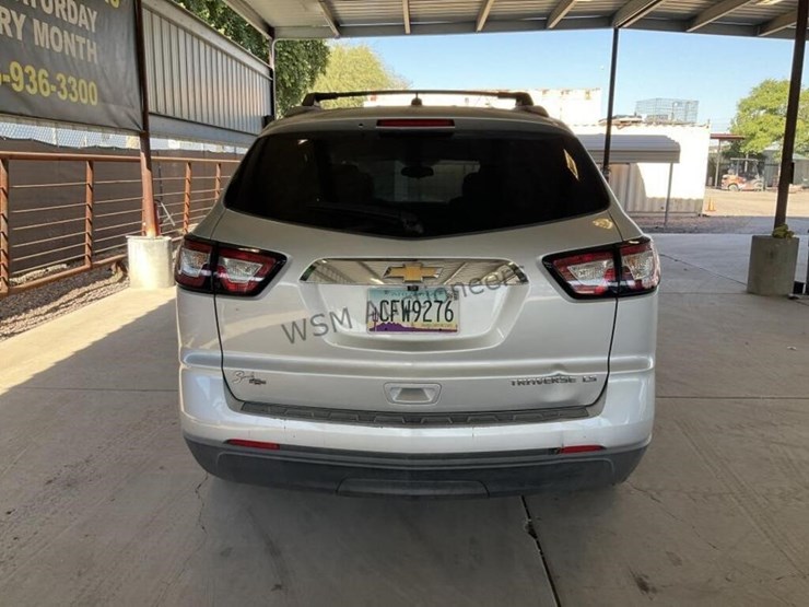 chevrolet-traverse-ls-image-6