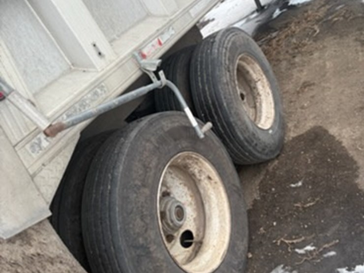 1996-travis-end-dump-image-5