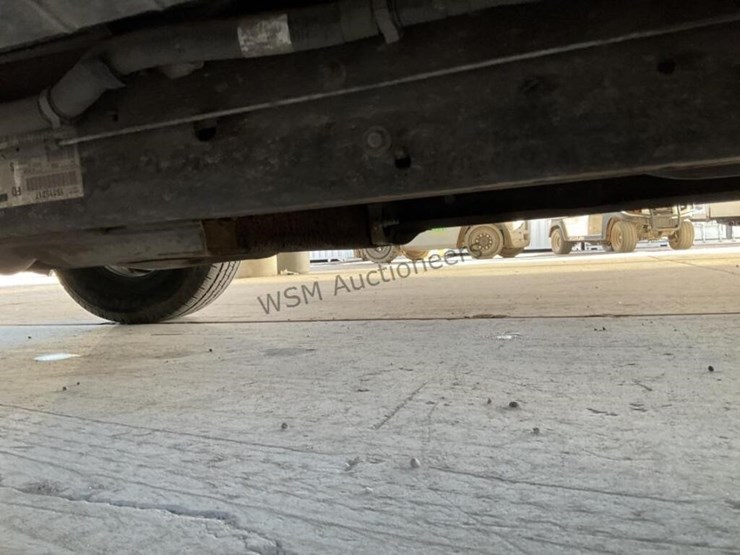 2004-chevrolet-silverado-1500-image-27