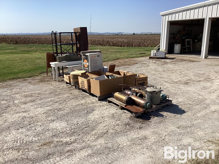 shop,-garage-&-household-goods-image-7