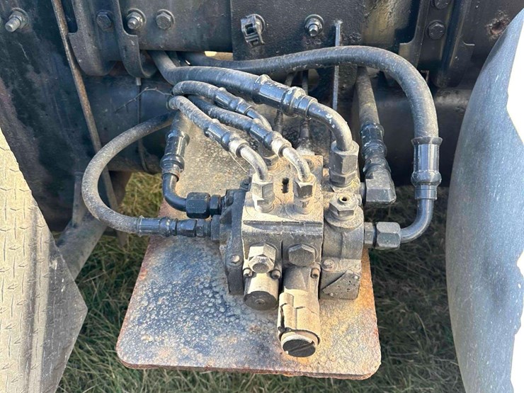 2006-freightliner-business-class-roll-off-image-6