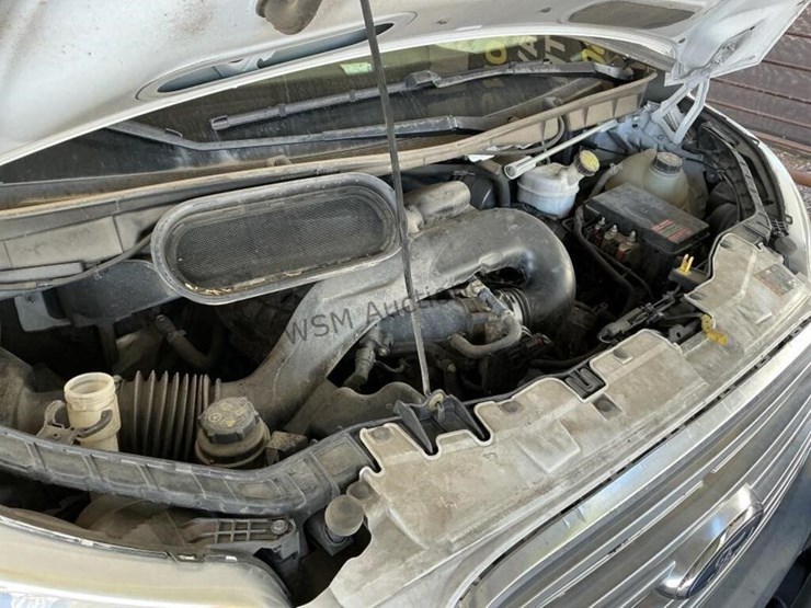 2018-ford-transit-image-11