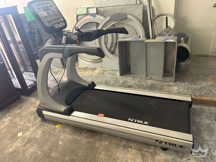 true-fitness-tcs600a-treadmill-image-1