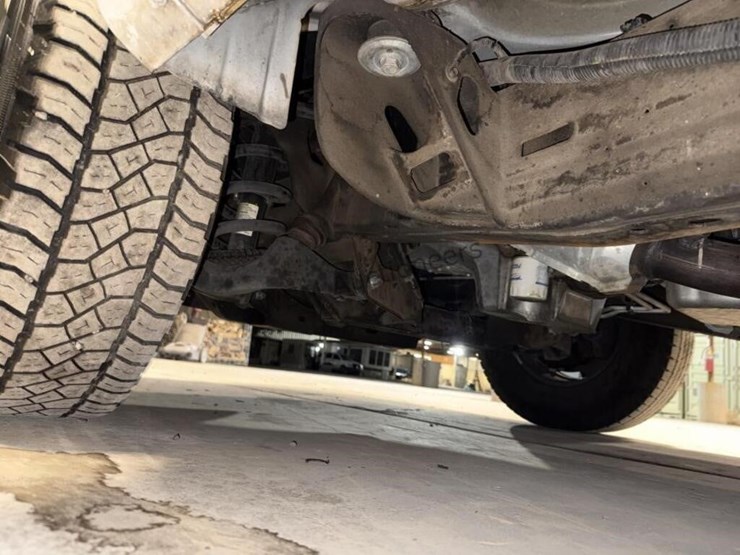 2015-chevrolet-express-2500-image-32