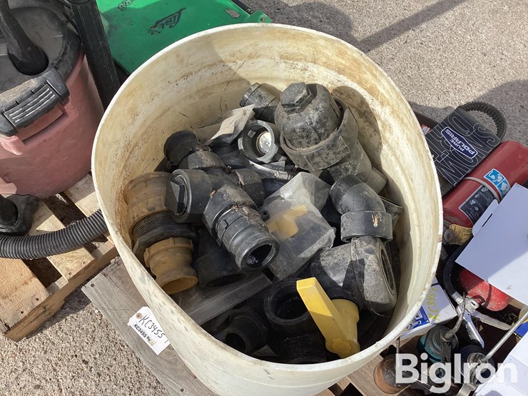 cab-cams,-creepers,-vacuum-&-miscellaneous-items-image-9