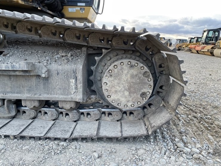 2022-deere-350-p-tier-image-22