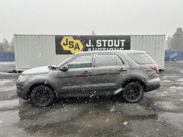 ford-explorer-image-2