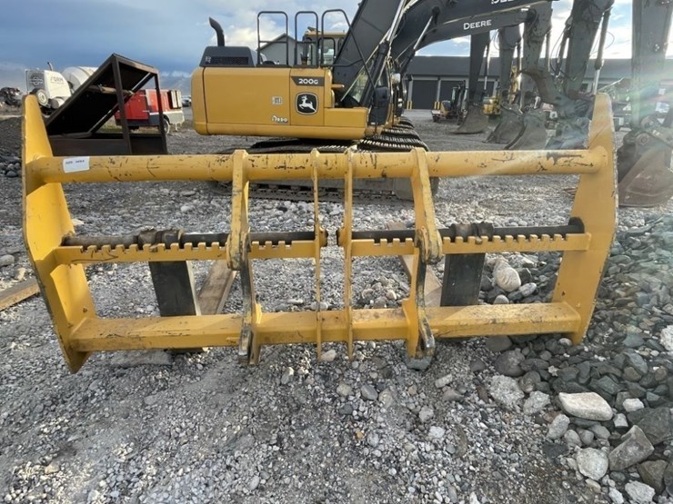 john-deere-72-image-3