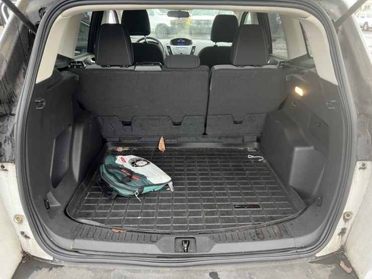 2013-ford-escape-image-19