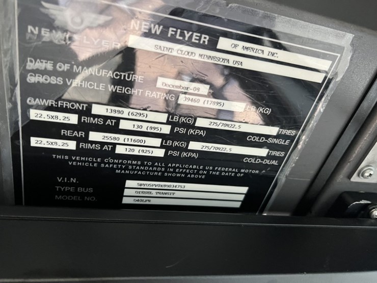 2008-new-flyer-40'-transit-bus-image-40