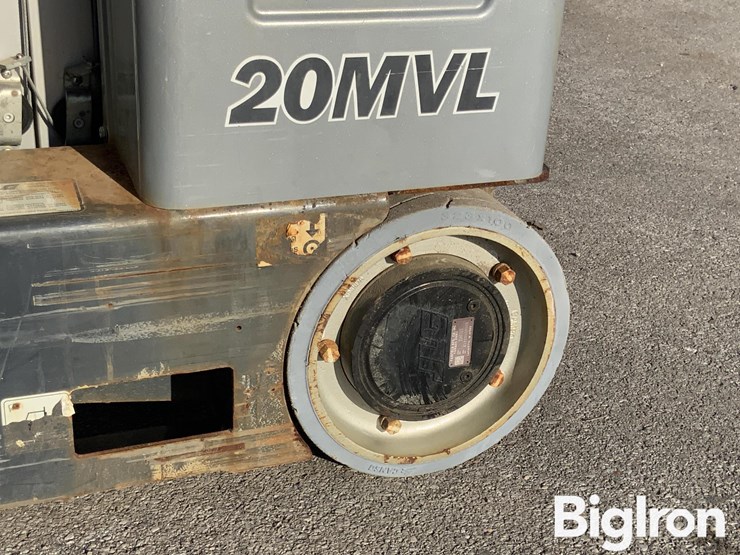 2018-jlg-mlv20-electric-self-propelled-vertical-manlift-image-19