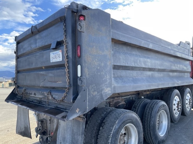 2014-western-star-4700sb-image-19